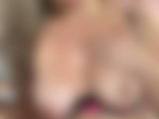 lesly Moore's Live Sex Cam Show