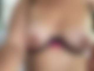 lesly Moore's Live Sex Cam Show