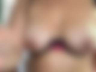 lesly Moore's Live Sex Cam Show