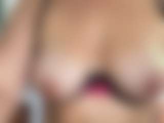 lesly Moore's Live Sex Cam Show