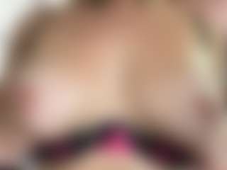 lesly Moore's Live Sex Cam Show