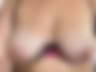 lesly Moore's Live Sex Cam Show