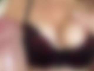lesly Moore's Live Sex Cam Show