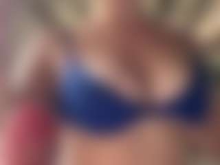 lesly Moore's Live Sex Cam Show