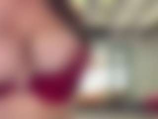 lesly Moore's Live Sex Cam Show