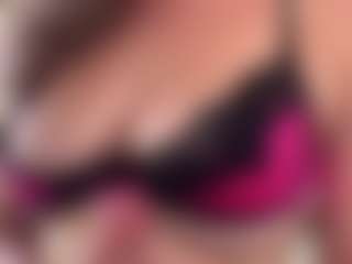 lesly Moore's Live Sex Cam Show