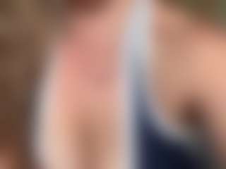 Live cam show with lesly Moore - White Lovense on Uber Horny | colombia