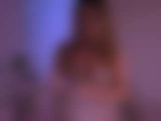 lesly Moore's Live Sex Cam Show