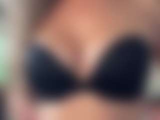 Live cam show with lesly Moore - White Big Ass on Dare Cams | colombia