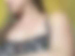 Live cam show with lesly Moore - Anal on Camsoda