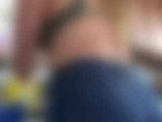 lesly Moore's Live Sex Cam Show