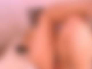 Live cam show with lesly Moore - Brown Eyes Big Tits on Camsoda