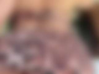 Live cam show with lesly Moore - Moaning on googirlz