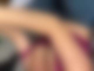 Live cam show with lesly Moore - Erotic Dance on sexytreat.net