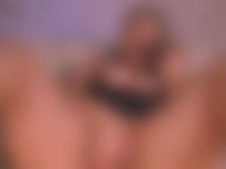 Live cam show with lesly Moore - Blonde Hair HD on pussylord.com