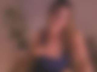 Live cam show with lesly Moore - Joi on TeamSkeetLive
