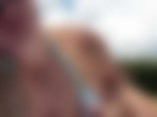 Live cam show with lesly Moore - BBW on xplaylive.com