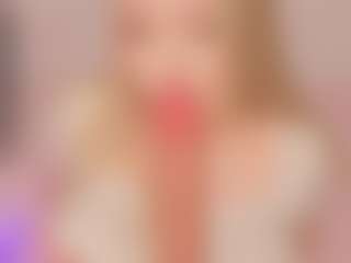 Live cam show with mylittledolls - Bedroom on Camsoda