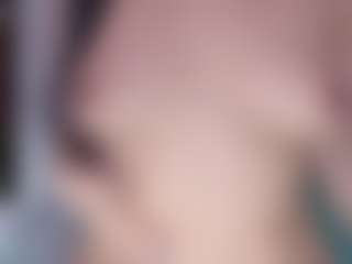 Live cam show with Cata - Fingers on Camsoda