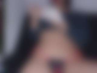 Live cam show with Cata - Normal on Pornisteam.com