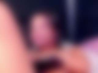 demmyraii's Live Sex Cam Show
