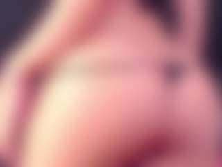 demmyraii's Live Sex Cam Show