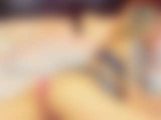 Live cam show with christynaross - Teen (18+) on chickslive.net