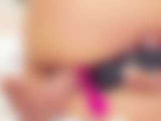 Live cam show with christynaross - Toys on galaxygirlnitro.com