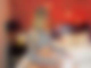 Live cam show with christynaross - Young Adult on Instabang