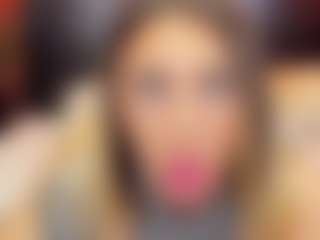 Live cam show with christynaross - Sexy on Latina Girls