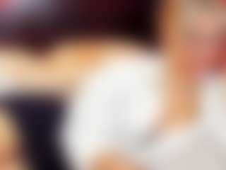 Live cam show with christynaross - Camel Toe on Soda Cam