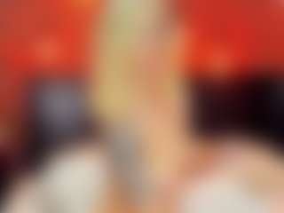 Live cam show with christynaross - Teen (18+) on Free Soda