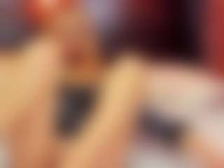 Live cam show with christynaross - Smoking on Dolls Live