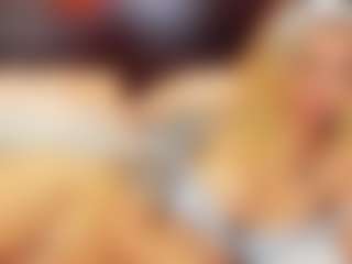 Live cam show with christynaross - Flirt Young Adult on Gym Cam Girls