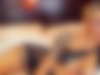 Live cam show with christynaross - Brown Eyes Toys on Camsoda