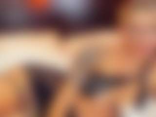 Live cam show with christynaross - Cum on Soda Cam