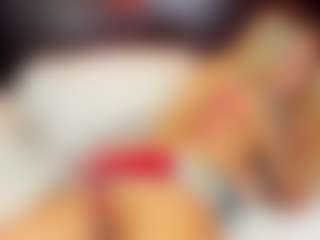 Live cam show with christynaross - Toys on Streamer API