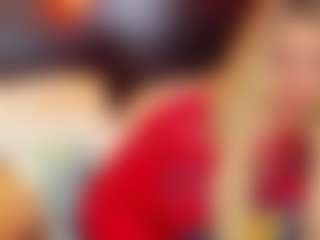Live cam show with christynaross - Brown Eyes Teen (18+) on Lustler