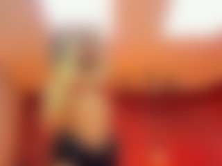 Live cam show with christynaross - Striptease Young Adult on Camsoda