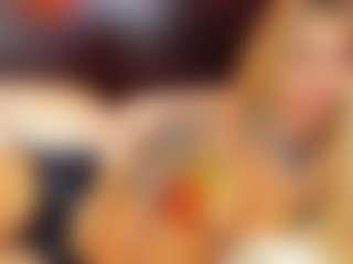 Live cam show with christynaross - White on Livezox | romania
