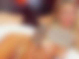 Live cam show with christynaross - Spank on madthumbs