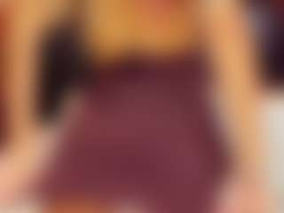Live cam show with christynaross - Camel Toe on Camsoda