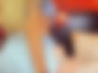 Live cam show with christynaross - Full Nudity on madthumbs
