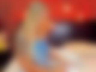 Live cam show with christynaross - Full Nudity on madthumbs