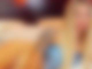 Live cam show with christynaross - Dirty Talk on madthumbs