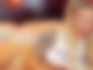 Live cam show with christynaross - Sexwebcam Teen (18+) on StripNow