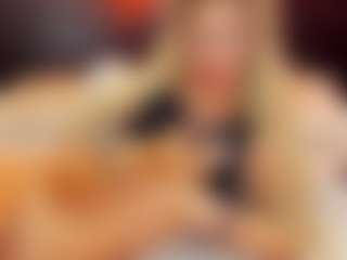 christynaross's Live Sex Cam Show