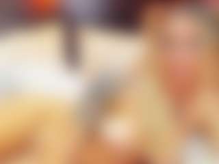 Live cam show with christynaross - Shaved on fapnchat