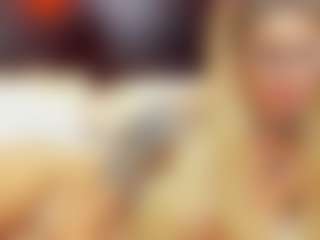 Live cam show with christynaross - Camel Toe on liverealitysex.com