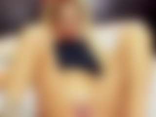 Live cam show with christynaross - Big Tits on CamClone
